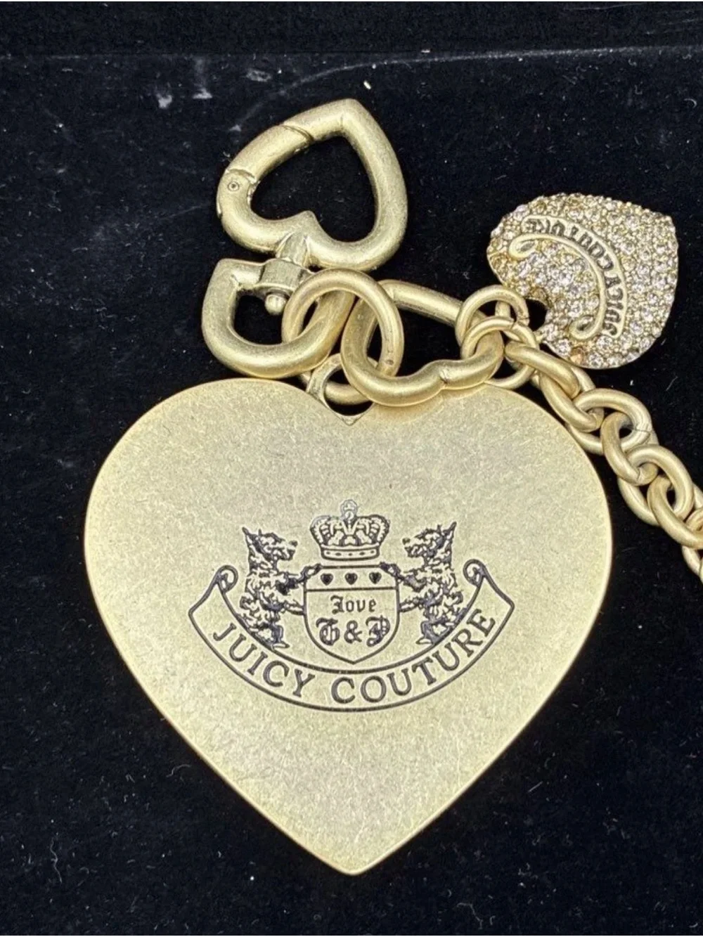 VTG (Y2K) Juicy Couture gold-tone metal heart bag charm/keyring